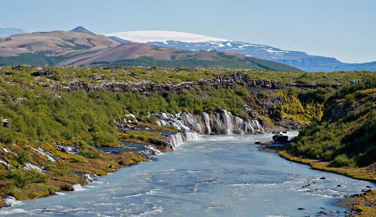 Svæðið umhverfis Húsafell er hlaðið náttúruperlum. 