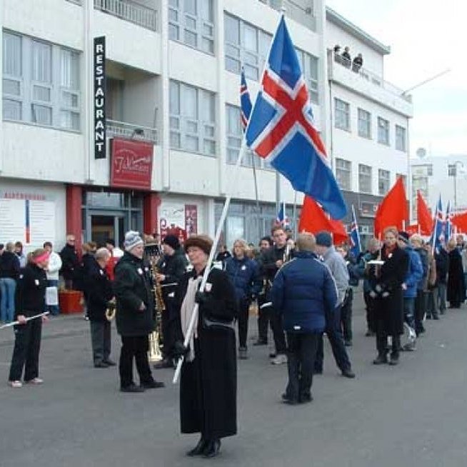 63-20052may140505-big