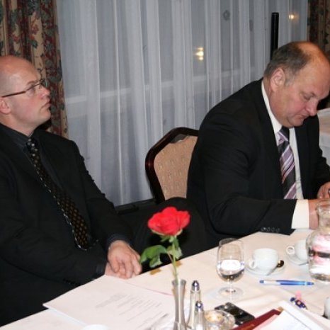 202-20085mar150953-big