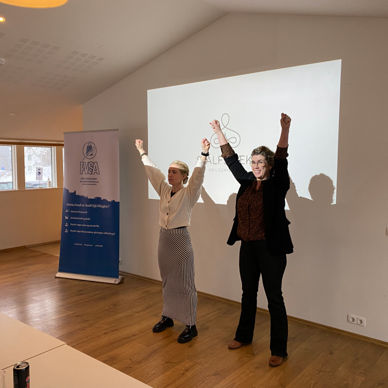 Stúlkurnar frá Sjálfsrækt voru hressar