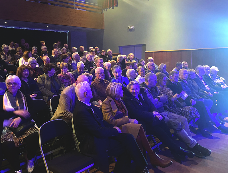 Vel heppnuð leikhúsferð í Freyvang