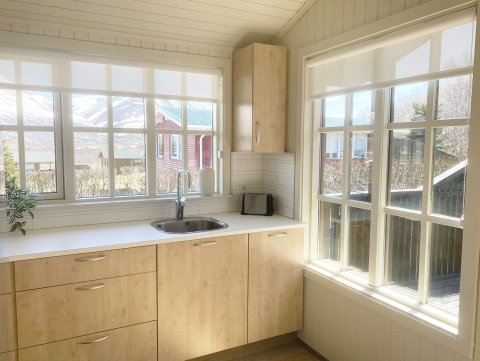 Nýtt eldhús á Illugastöðum 12, í þessu rými var áður svefnsófi.